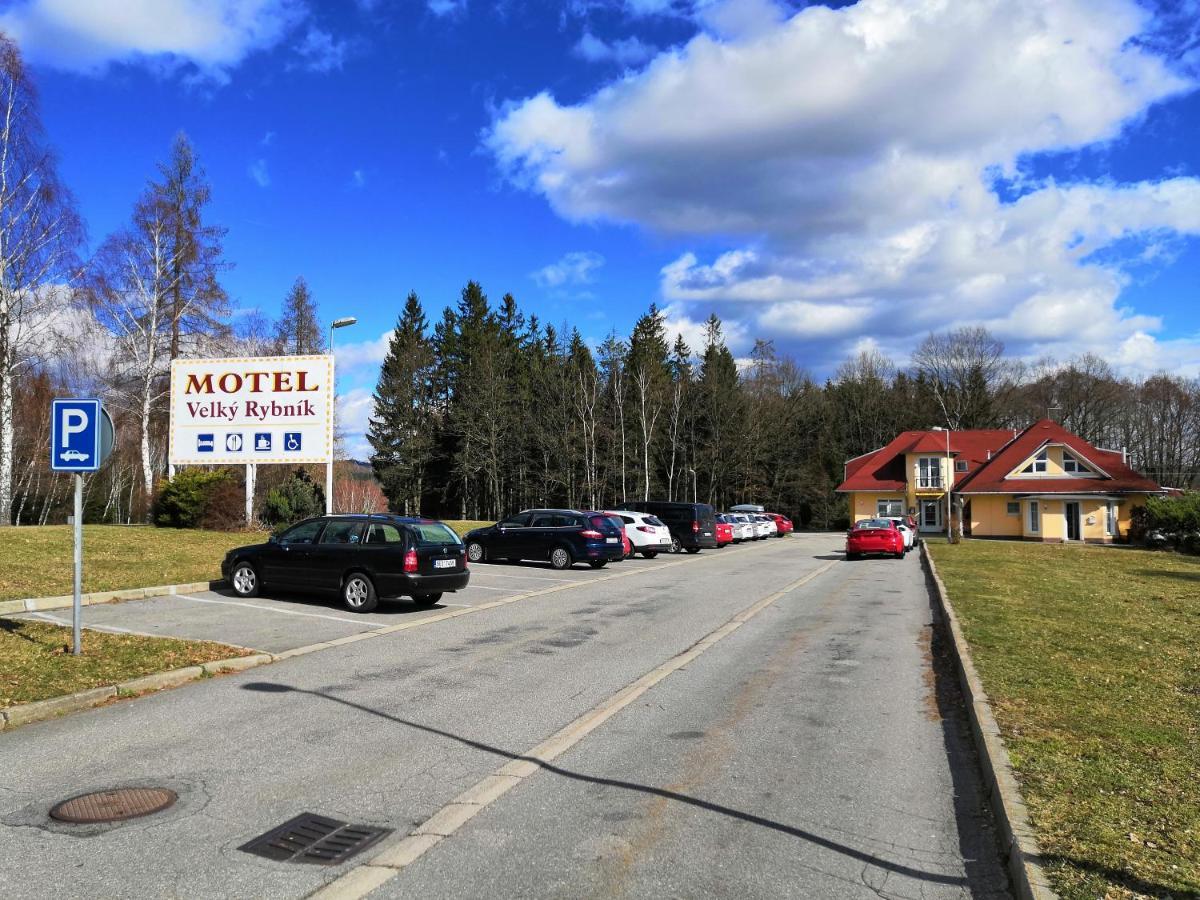 Motel Velky Rybnik Dehtare  Luaran gambar
